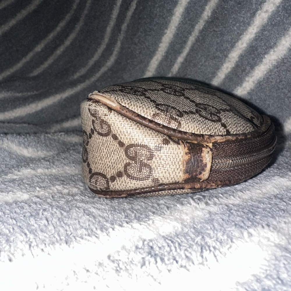 Authentic Vintage Gucci cosmetic bag - Picture 3 of 11